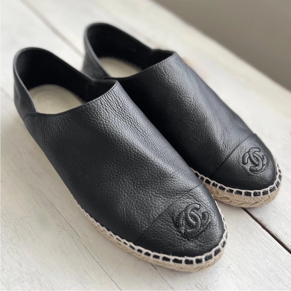 Rare CHANEL Womens CC Logo Cap Toe Espadrilles Black Leather sz 40 Tweed Quilted - Picture 2 of 15
